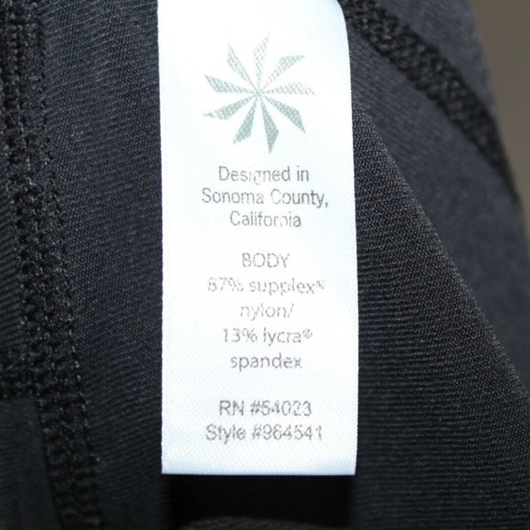 Athleta Acceleration 2in1 Skort Over Capri HW7957 - Picture 3 of 8